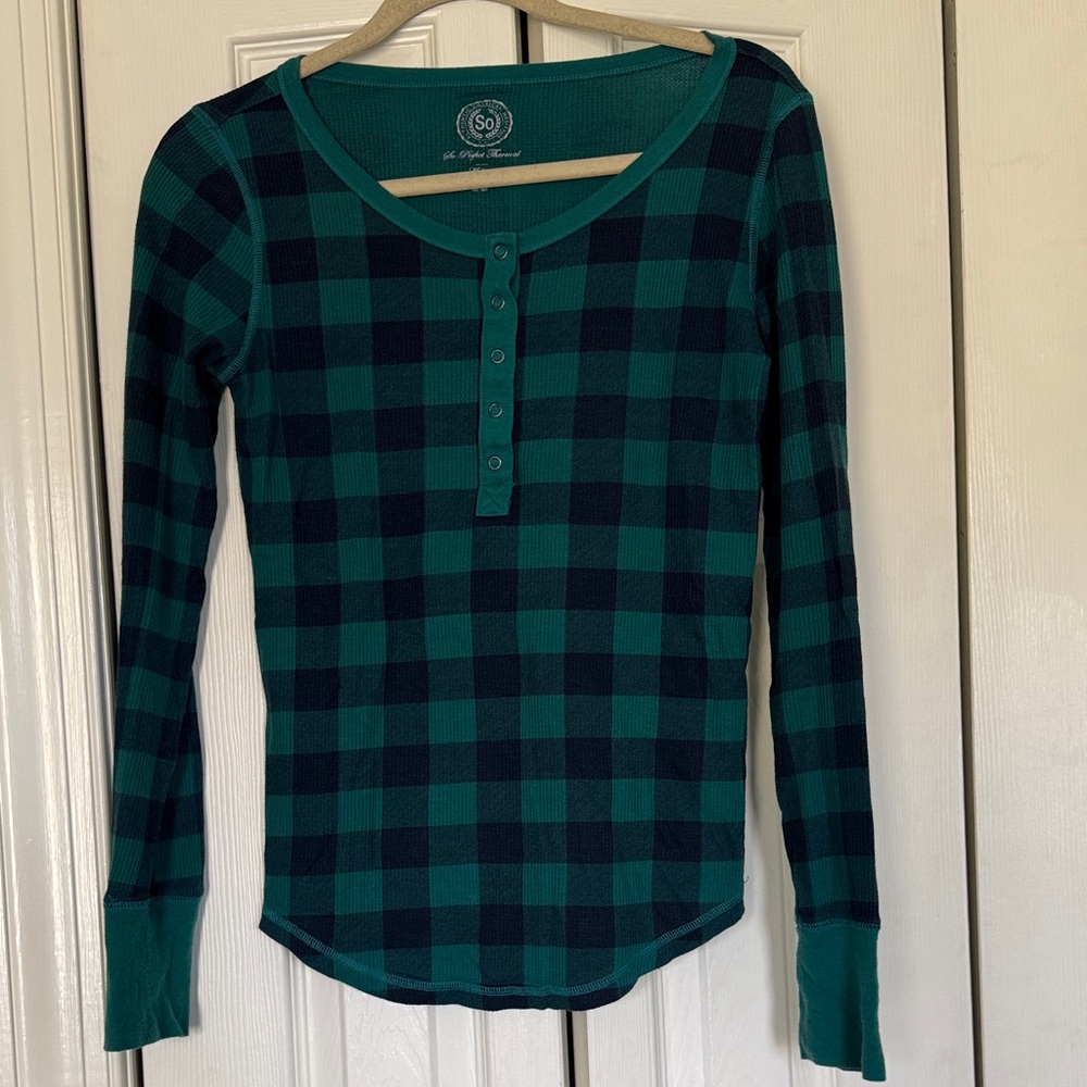SO So Perfect Thermal Plaid Long Sleeve Thermal Top Medium